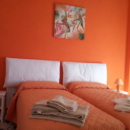 Flower's House Bed & Breakfast