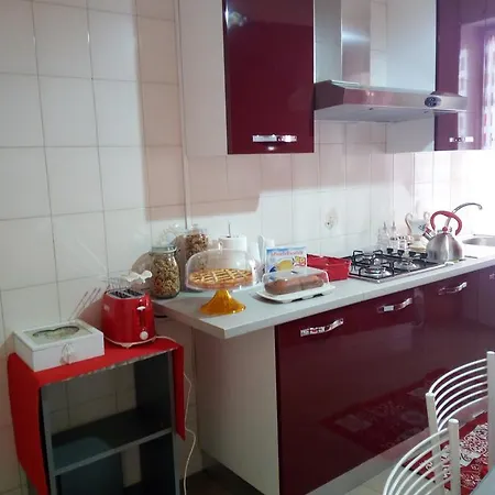 Flower's House Bed & Breakfast Salerno